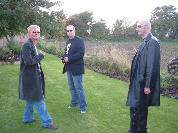 Terry Anthony, Jimmie Bone & Jayl - Kevin Crouch Memorial Garden - Photo by Martin Mayatt